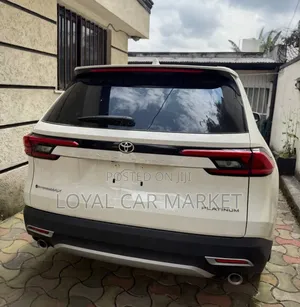 New Toyota Grand Highlander Hybrid 2025 White