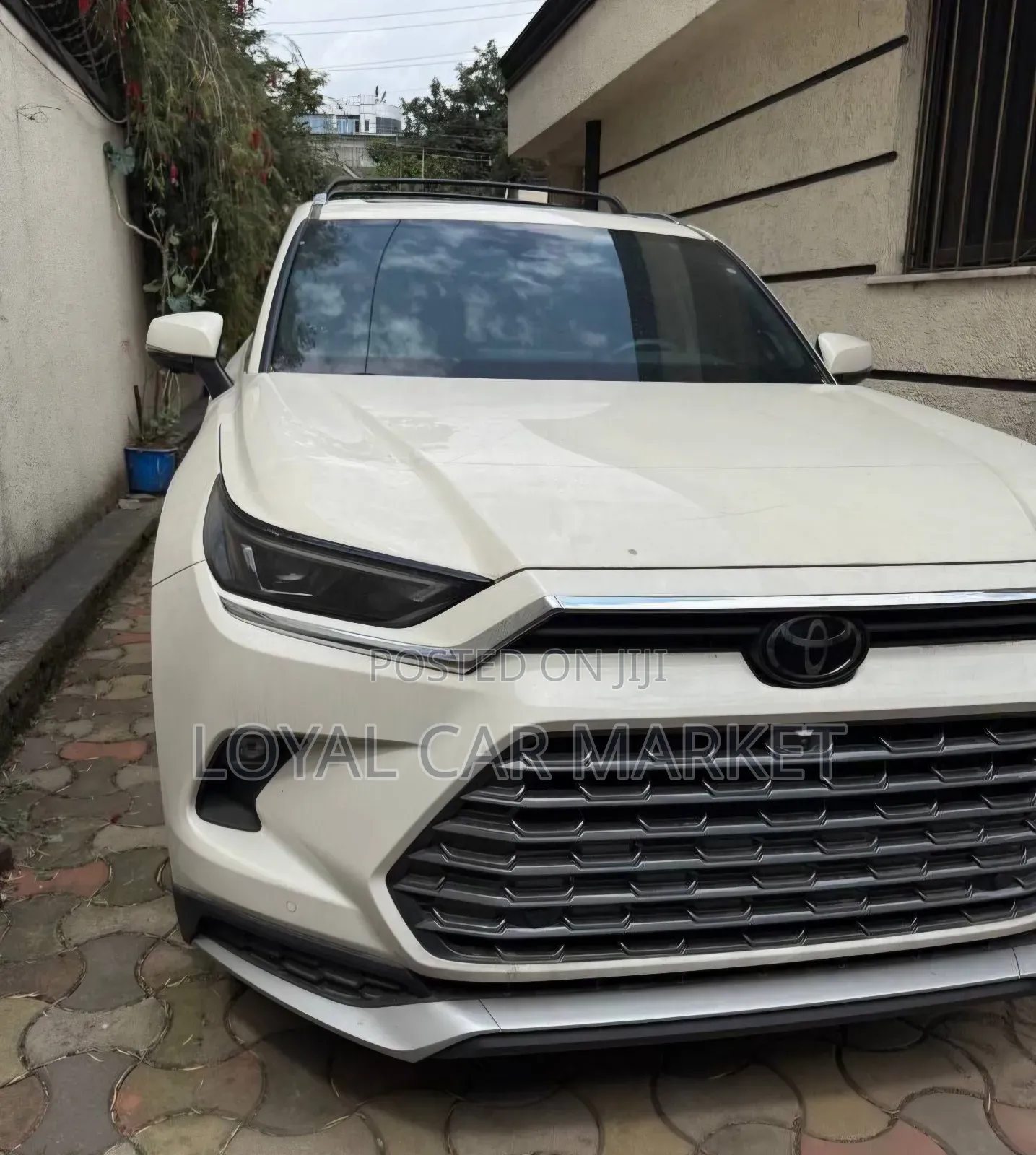 New Toyota Grand Highlander Hybrid 2025 White