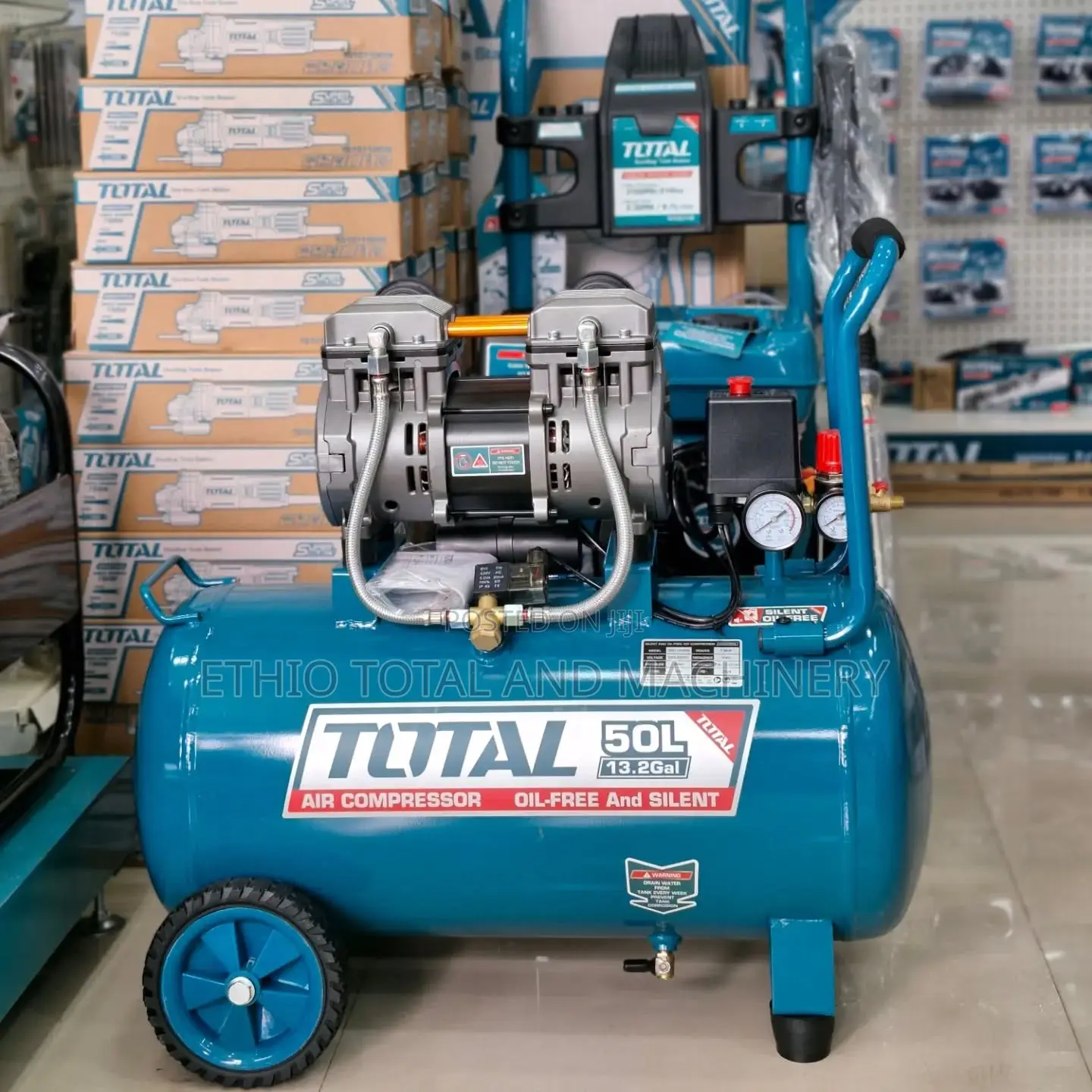 Total 50l Oil-Free and Silent Air Compressor.
