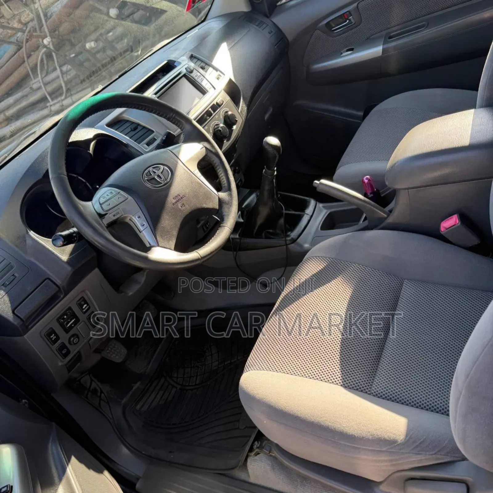 Toyota Hilux 2012 Black