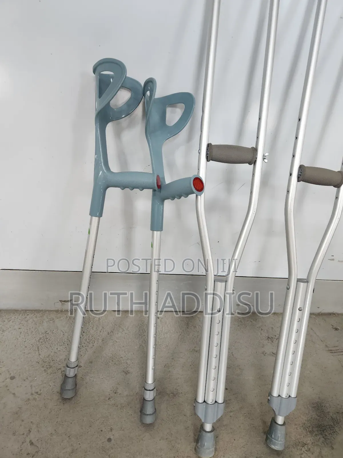 Axillary and Elbow Crutches甦你crutches排名crutches片面crutches病人crutches