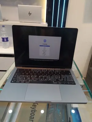 New Laptop Apple MacBook Pro 2023 M3 14-Inch 24GB Apple M3 SSD 512GB