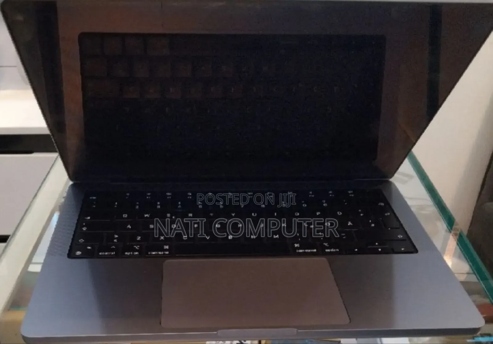 New Apple MacBook Pro 2023 M3 14-Inch 16GB Apple M3 Pro SSD 512GB