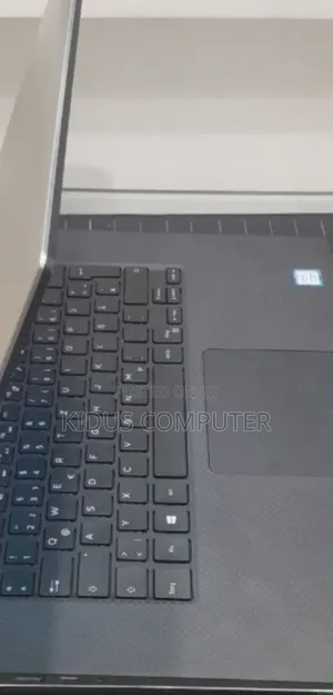 New Laptop Dell Precision 5540 16GB Intel Core I9 SSD 512GB