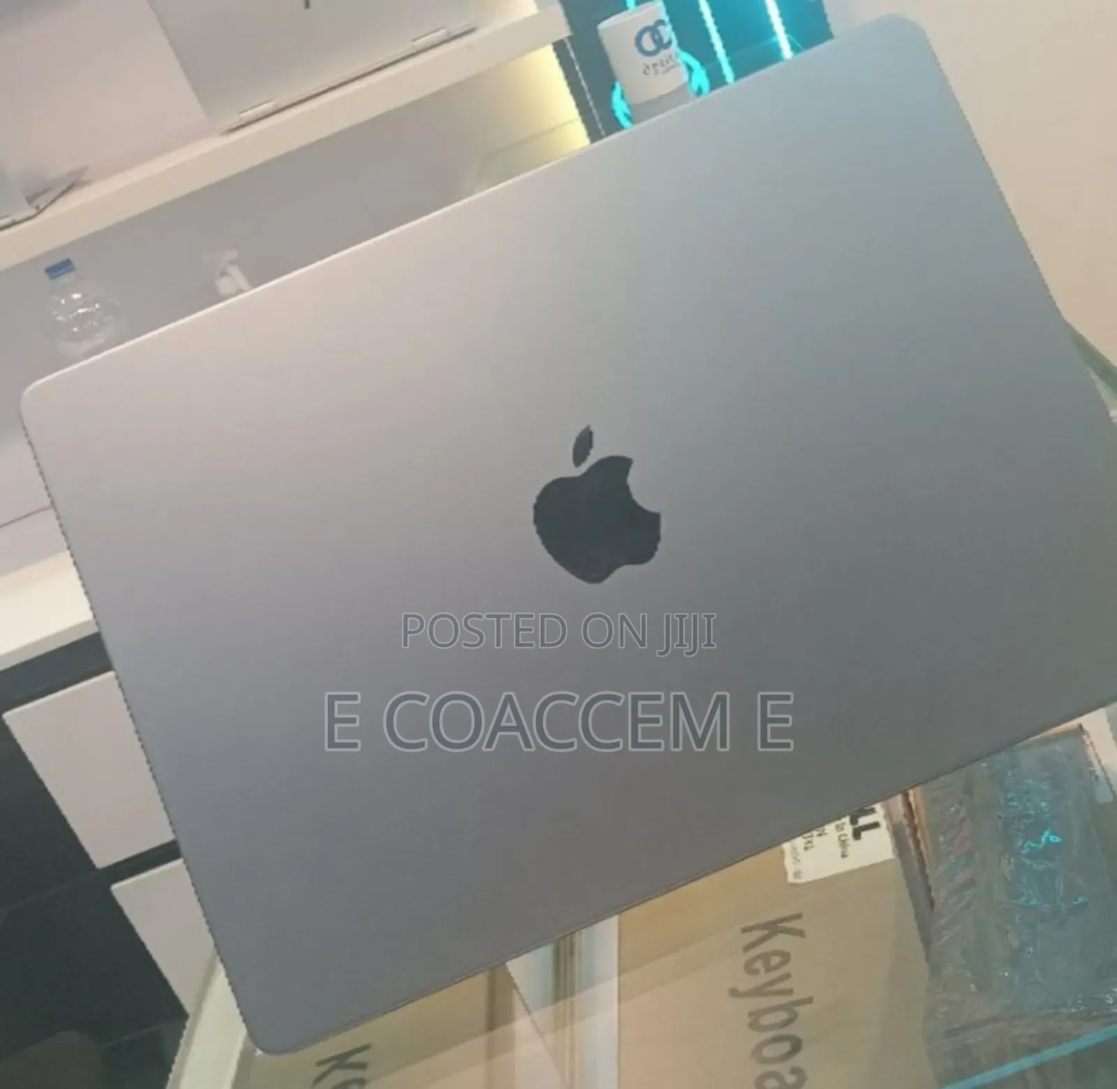 New Laptop Apple MacBook Pro 2024 M3 14-Inch 24GB Apple M3 SSD 512GB