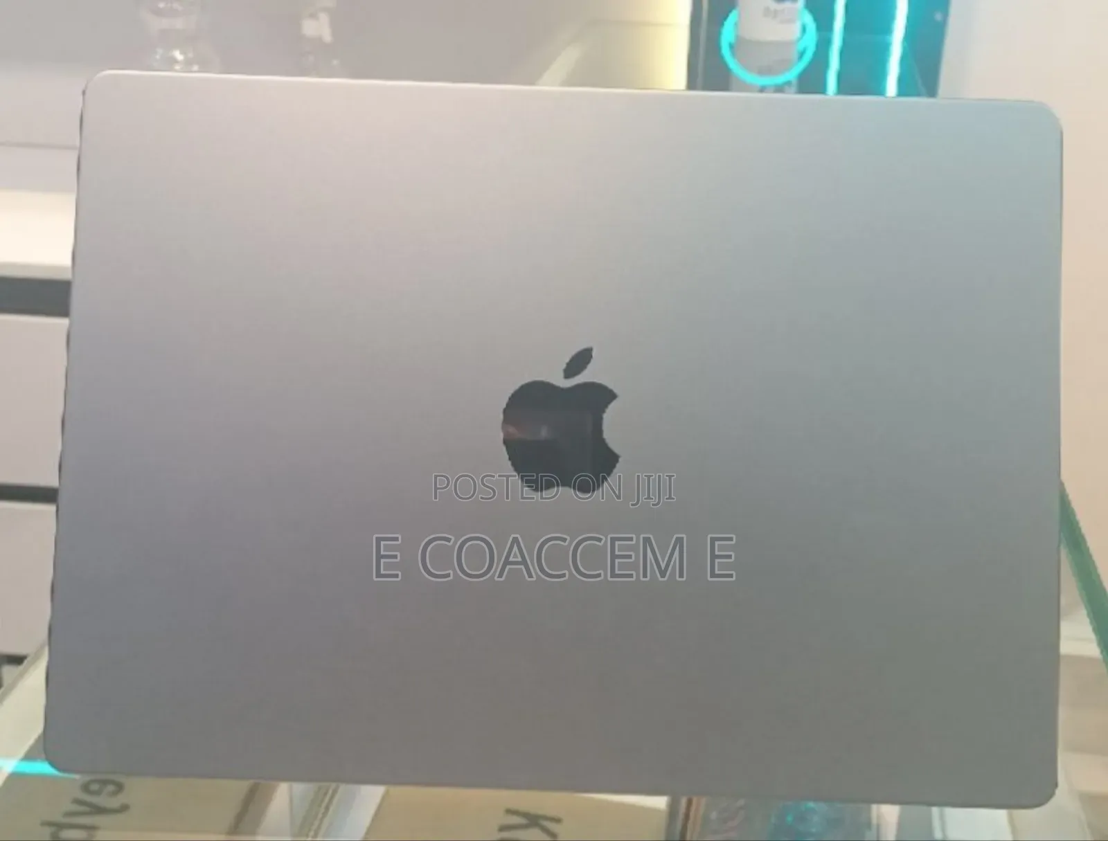 New Laptop Apple MacBook Pro 2024 M3 14-Inch 24GB Apple M3 SSD 512GB