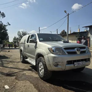 Toyota Hilux 2008 Silver