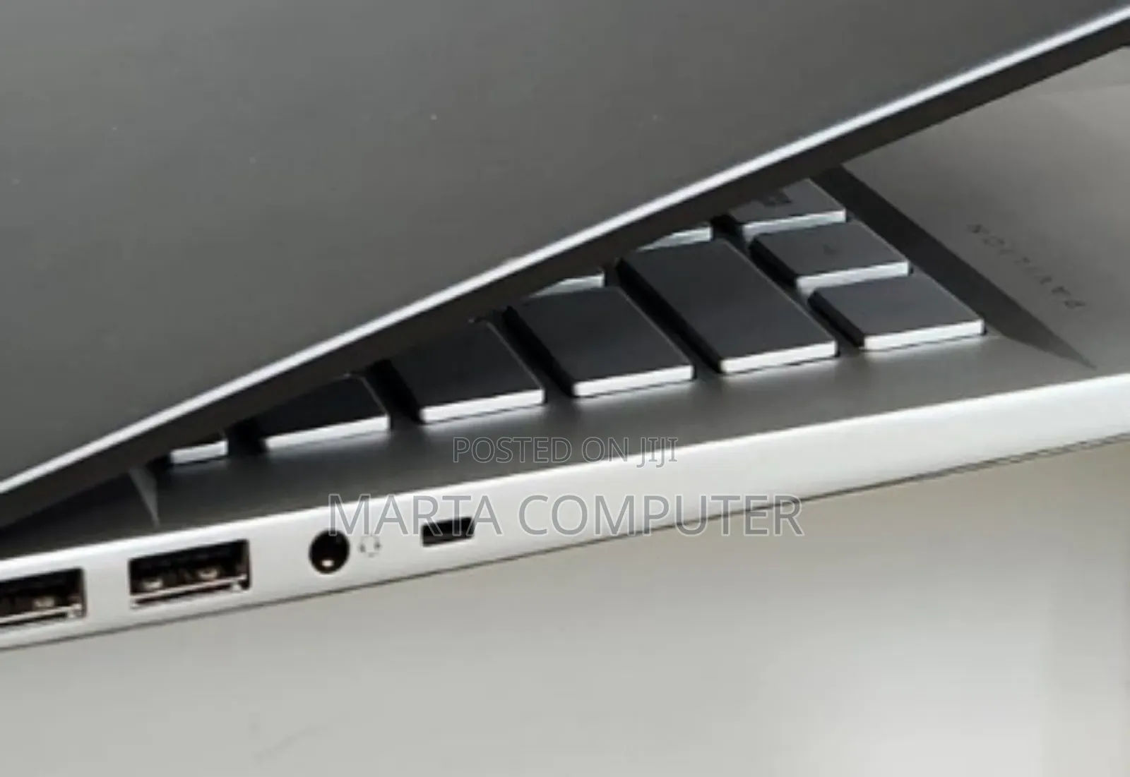 New Laptop HP Pavilion 15 8GB Intel Core I5 SSD 512GB