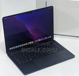 Photo - New Laptop Apple MacBook Air 2022 M2 8GB Apple M2 SSD 512GB