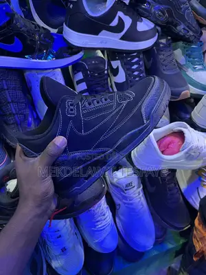 Photo - Jordan 3 Shoe