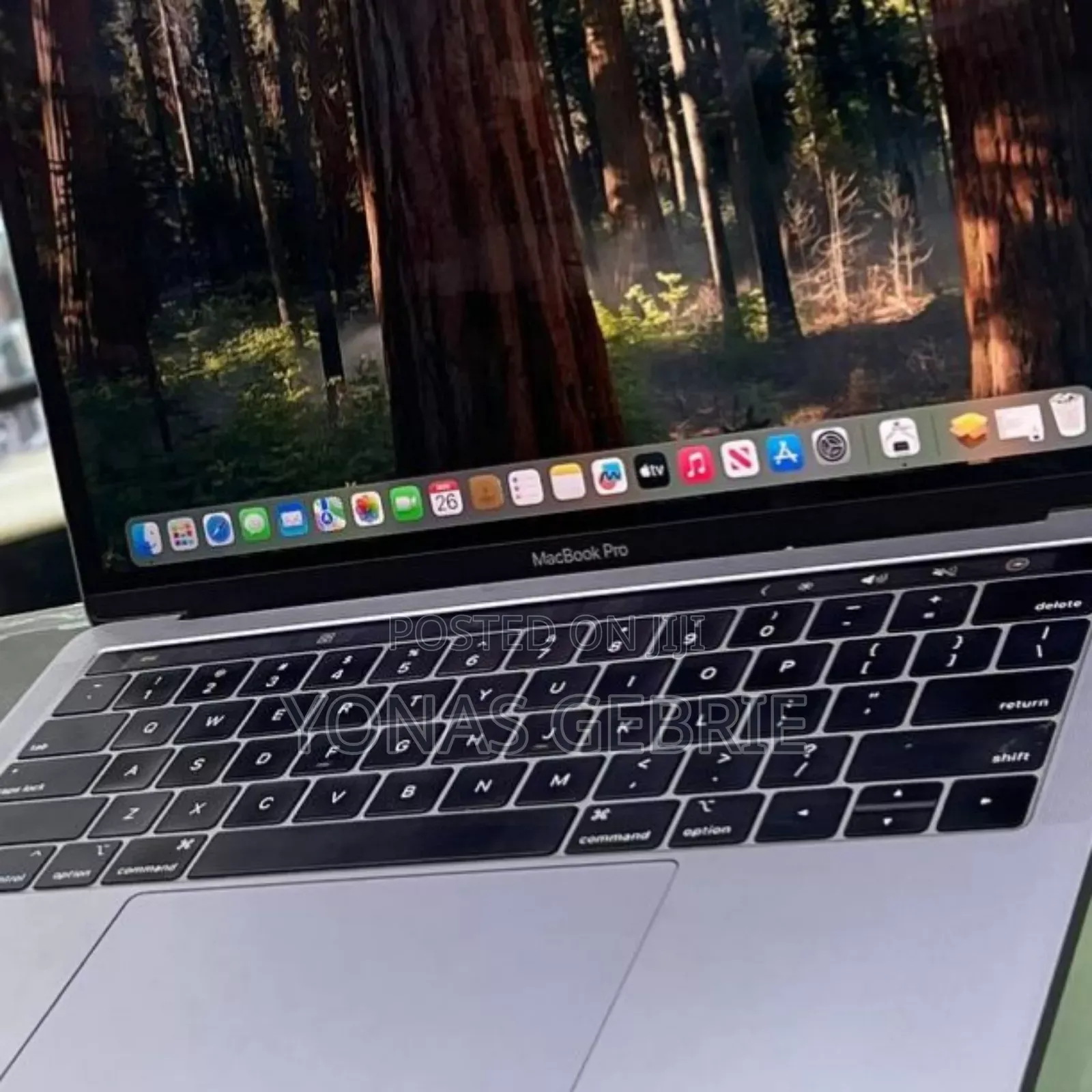 New Laptop Apple MacBook Pro 2019 8GB Intel Core i5 SSD 128GB