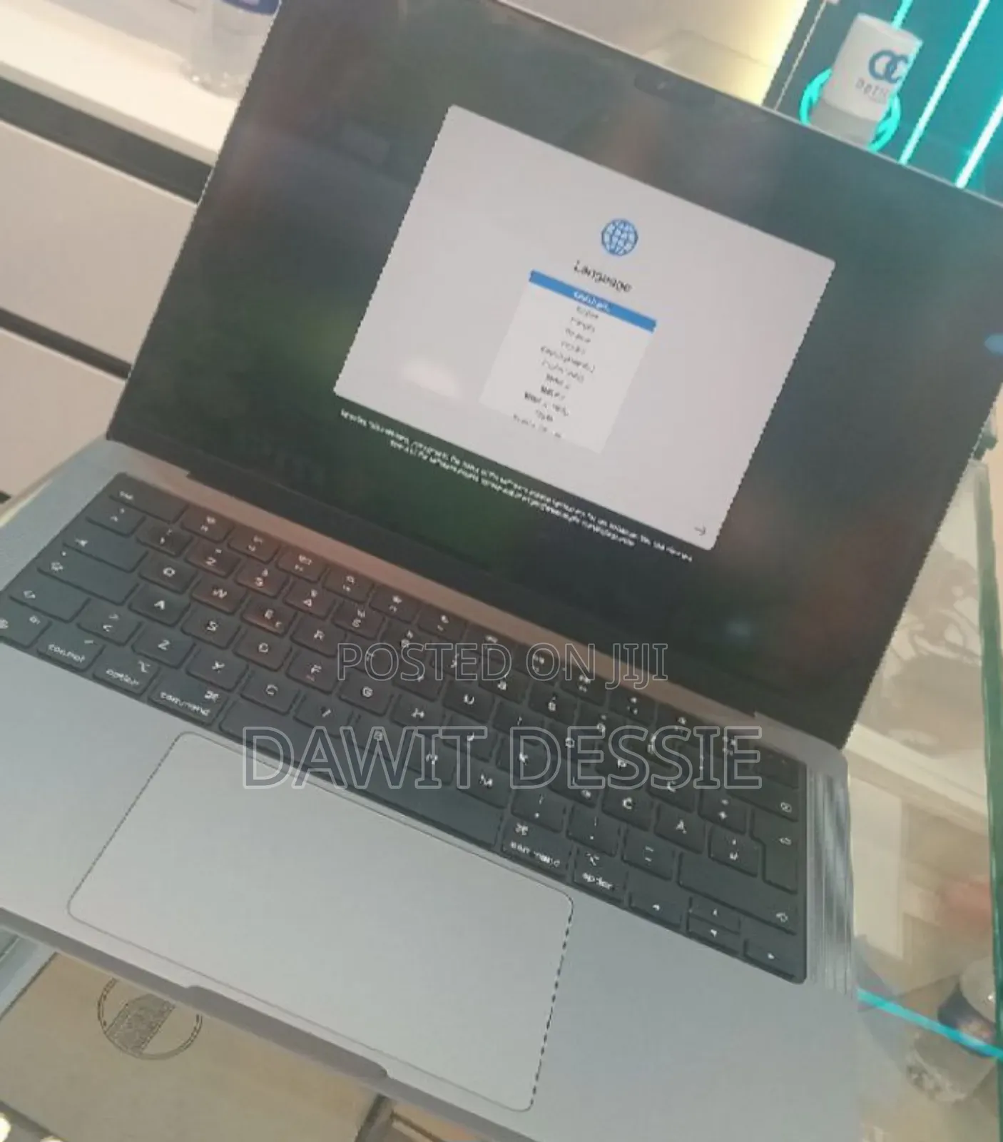 New Laptop Apple MacBook Pro 2023 M3 14-Inch 24GB Apple M3 SSD 512GB