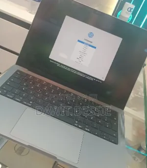 New Laptop Apple MacBook Pro 2023 M3 14-Inch 24GB Apple M3 SSD 512GB