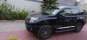 Photo - Toyota Land Cruiser 2013 Black