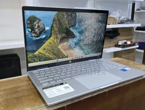 New Laptop HP Pavilion 14 X360 2-in-1 8GB Intel Core I5 SSD 512GB