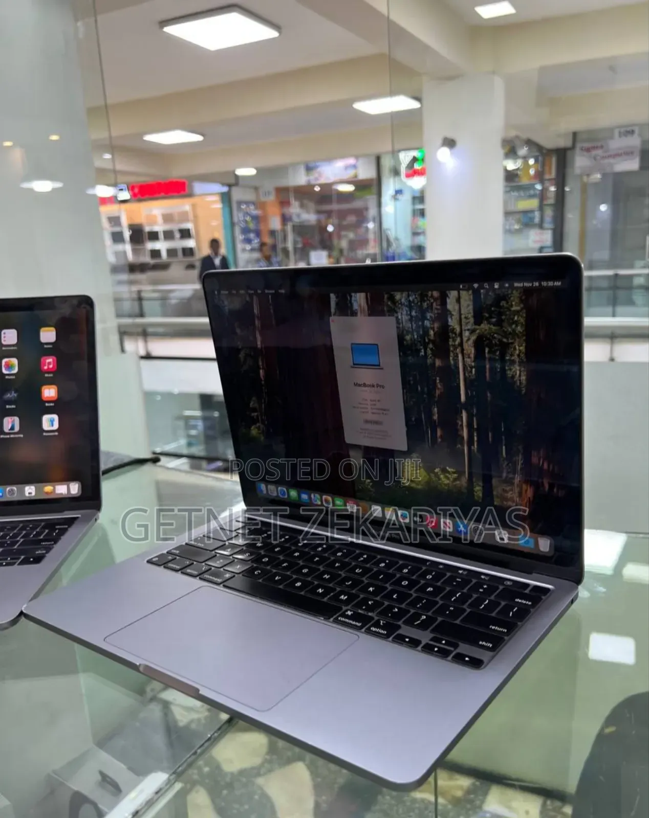 New Laptop Apple MacBook Pro 2020 M1 8GB Apple M1 Pro SSD 256GB