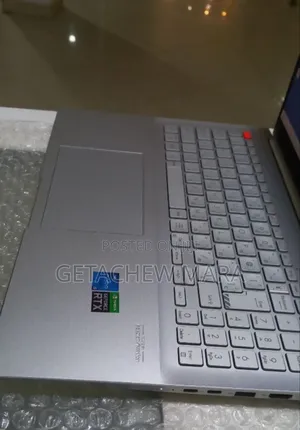 New Laptop Asus Vivobook F200CA 16GB Intel Core I5 SSD 512GB