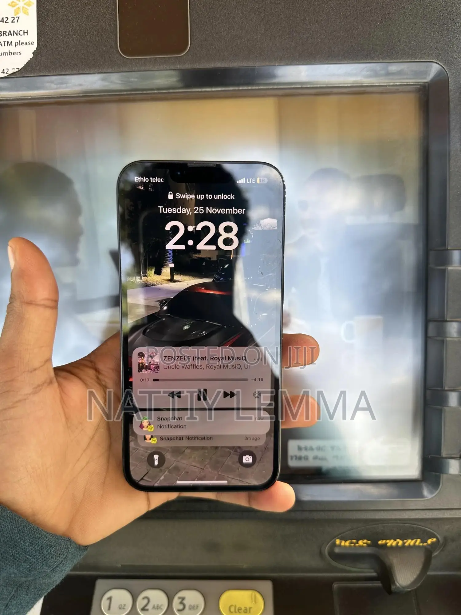 Apple iPhone 16e 128 GB Black