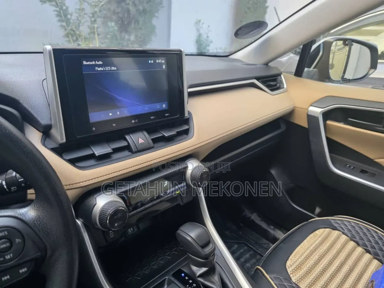 Toyota RAV4 2023 Silver