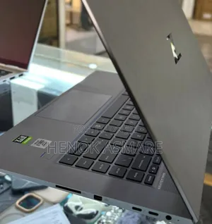 Photo - New Laptop HP ZBook 15 16GB Intel Core I7 SSD 1T