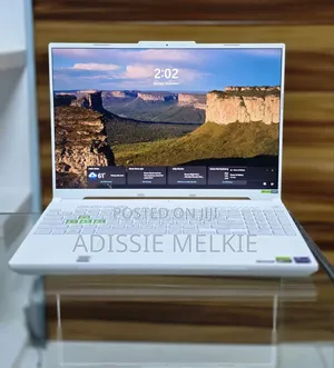 Photo - New Laptop Asus VivoBook 15 X505BA 32GB Intel Core I9 SSD 1T