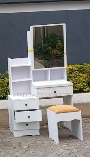 Within Chair