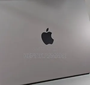 New Laptop Apple MacBook Pro 16GB Apple M1 SSD 512GB