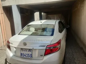 Toyota Yaris 2016 White