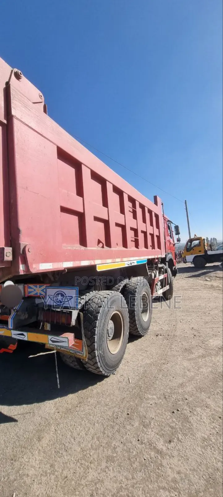 Sinotruk Howo 2016 Red