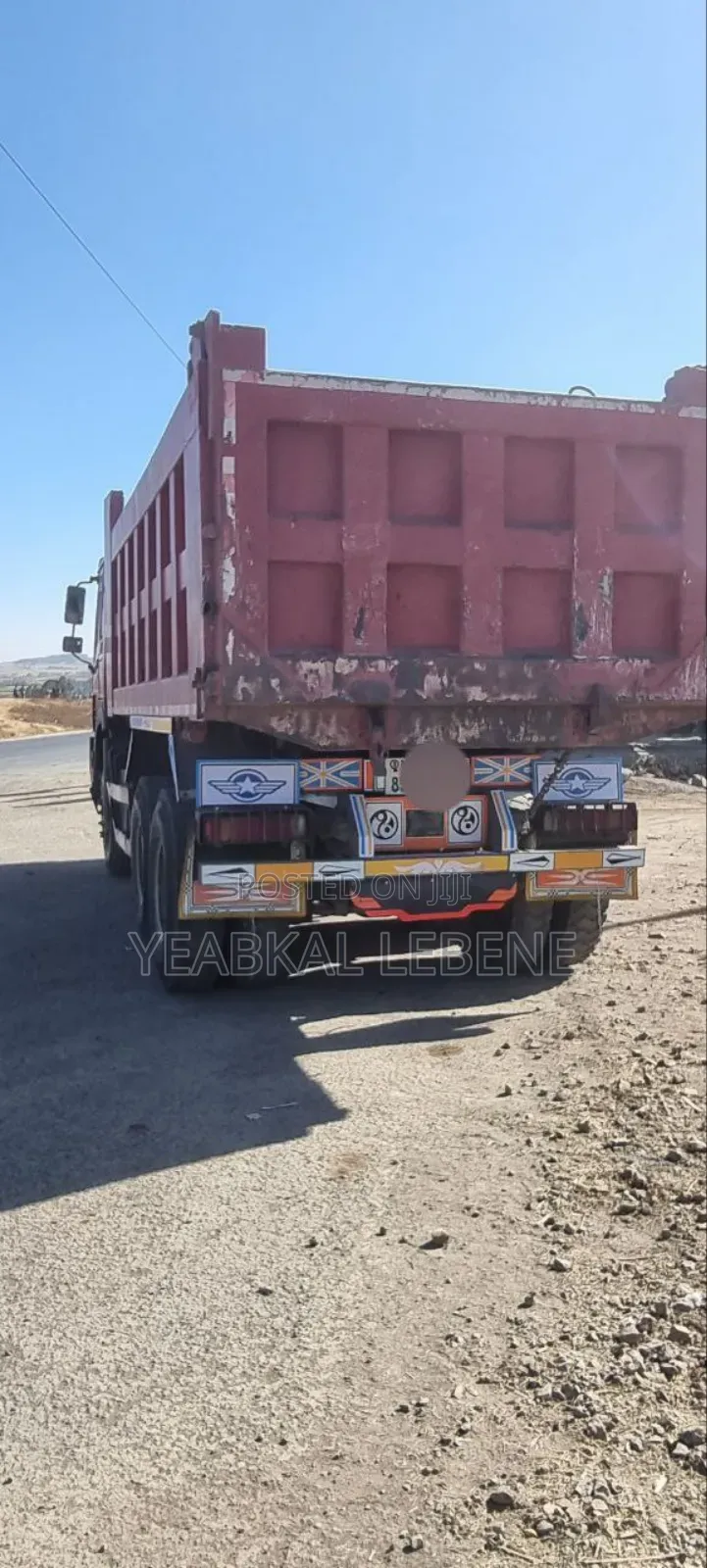 Sinotruk Howo 2016 Red