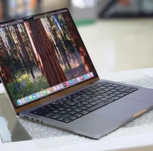 New Laptop Apple MacBook Pro M1 16GB Apple M1 Pro SSD 512GB