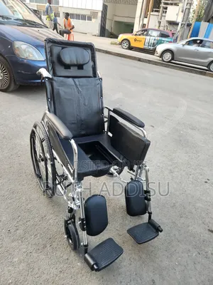 Photo - Reclining Wheelchair軟化wheelchair者的wheelchair瘡只wheelchair政治wheelchair