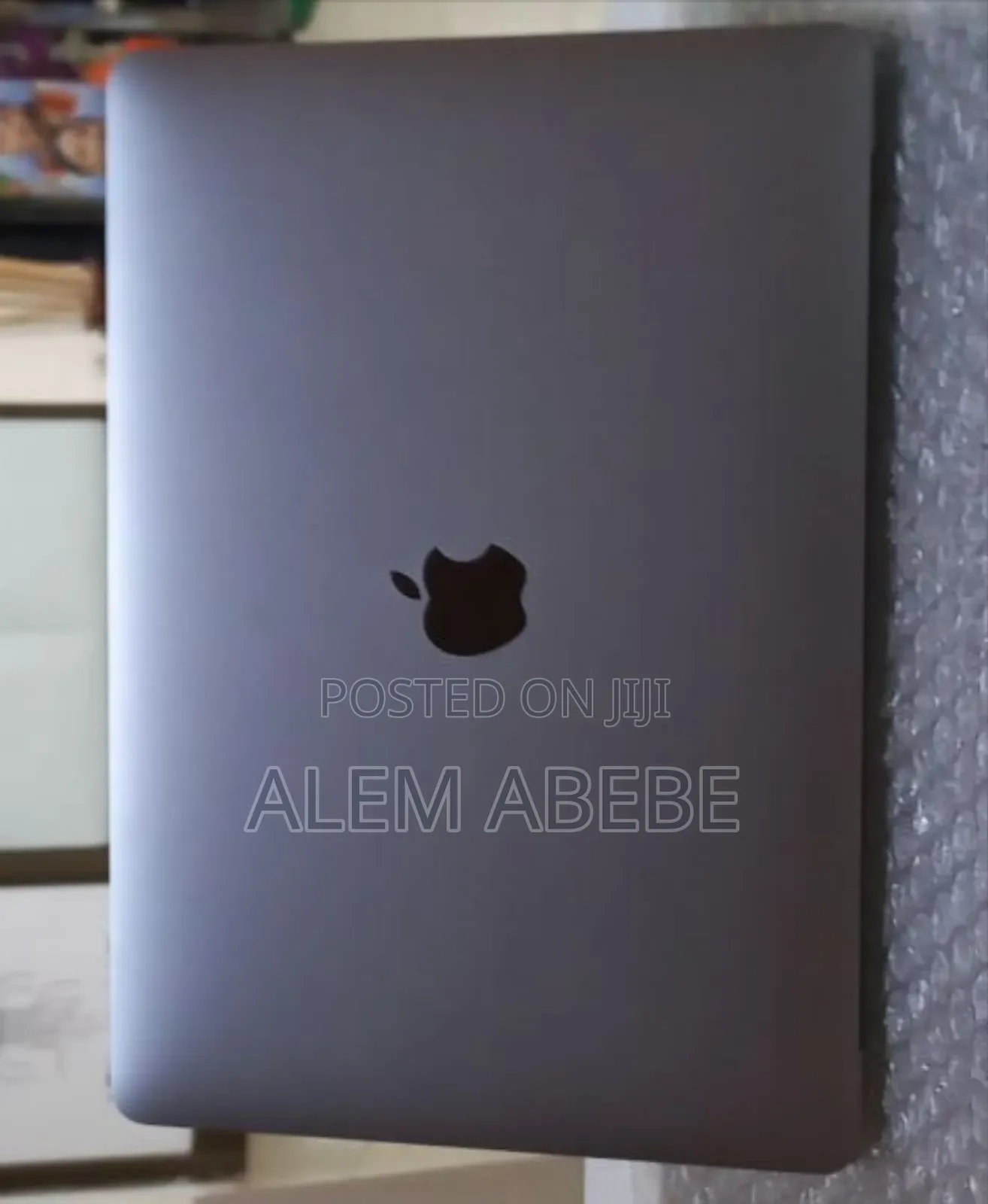 New Laptop Apple MacBook Pro 2020 M1 16GB Apple M1 Pro SSD 256GB