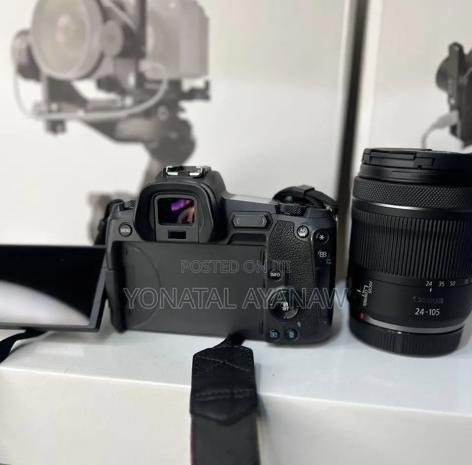 Canon R With Silver 24-105mm