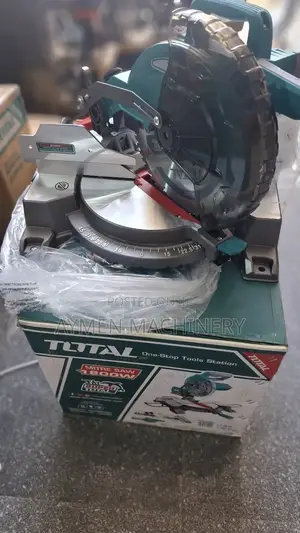 Mitresaw 1800w Total