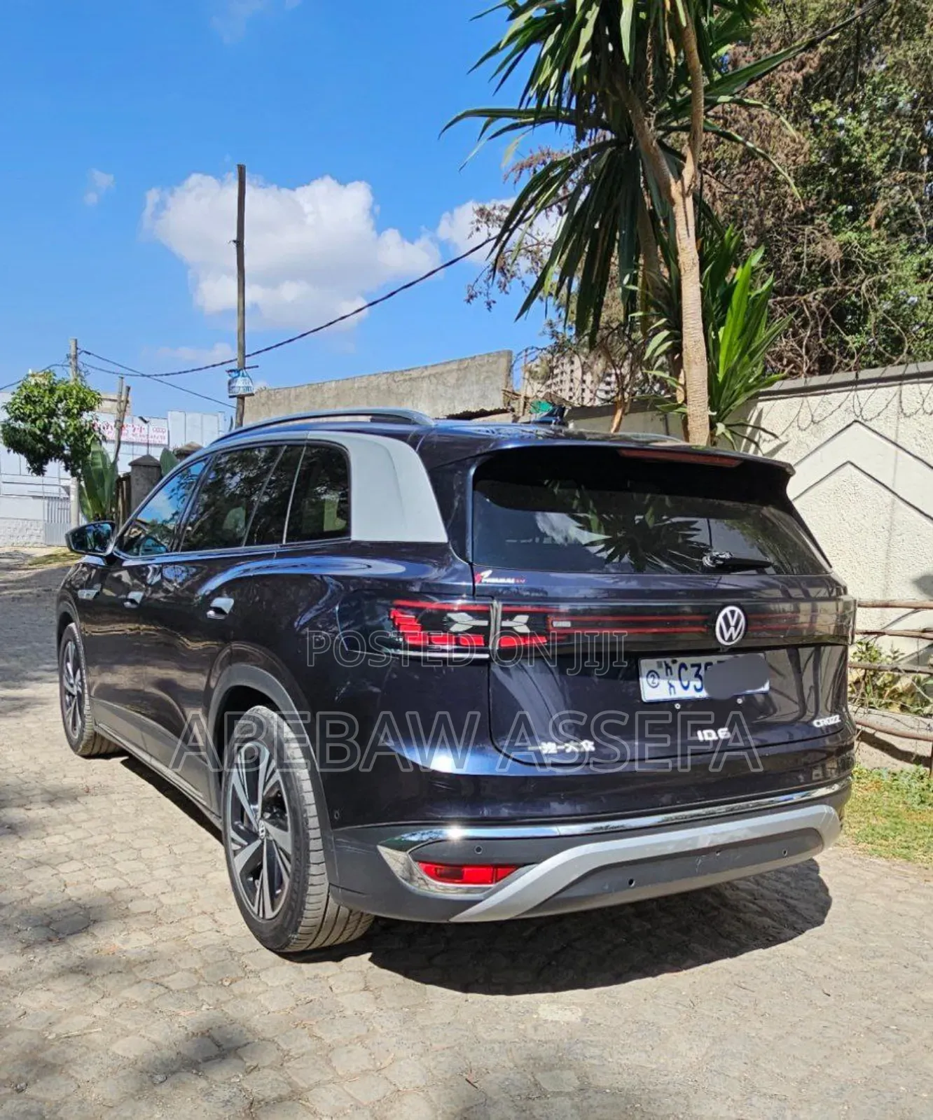 Volkswagen ID.6 2022 Blue