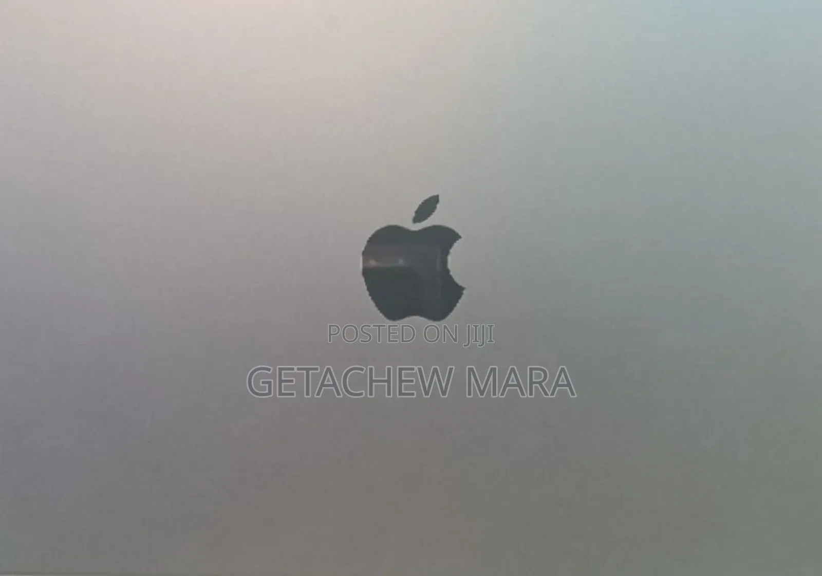 New Laptop Apple MacBook Air 2024 M3 13-Inch 24GB Intel SSD 512GB