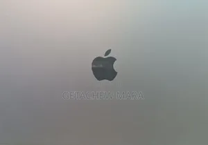 New Laptop Apple MacBook Air 2024 M3 13-Inch 24GB Intel SSD 512GB