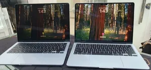 Photo - New Laptop Apple MacBook Air 2025 M4 13-Inch 16GB Apple M4 SSD 256GB