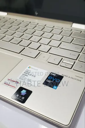 New Laptop HP Envy X360 8GB Intel Core I5 SSD 512GB