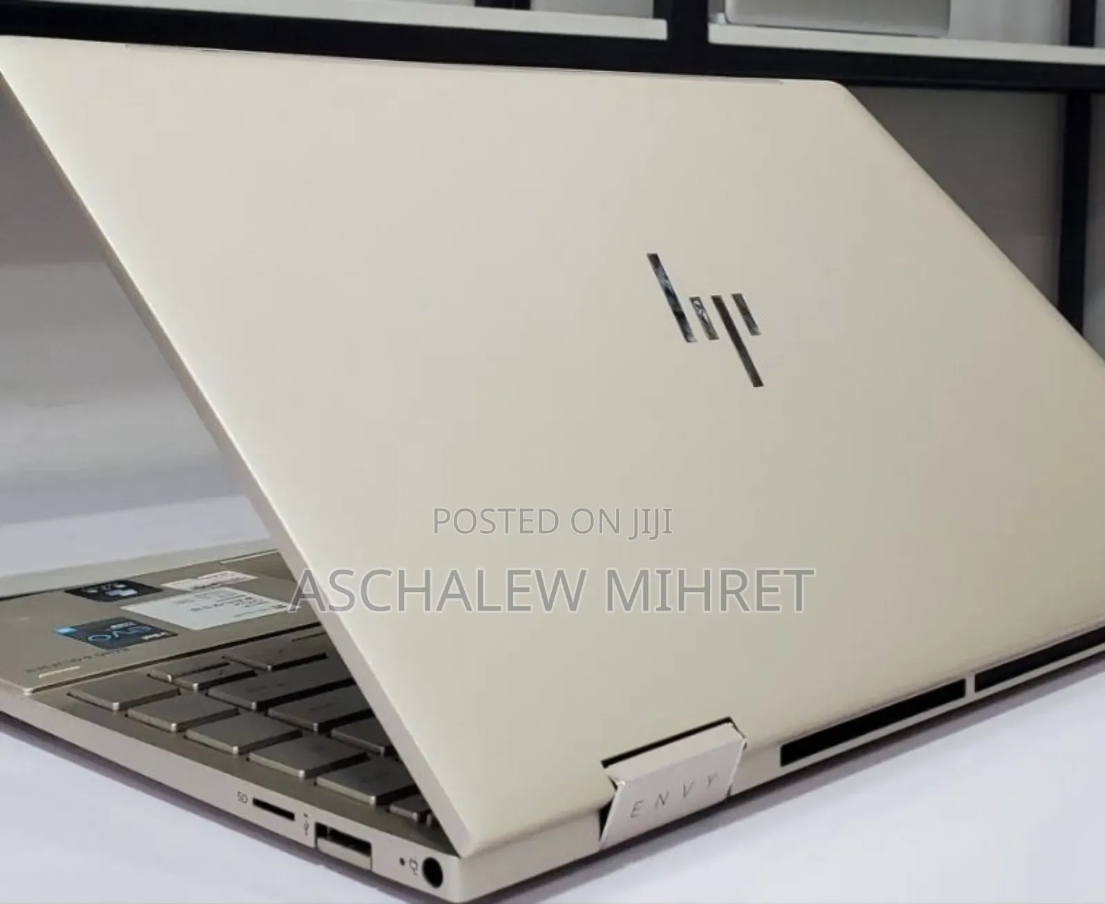 New Laptop HP Envy X360 8GB Intel Core I5 SSD 512GB