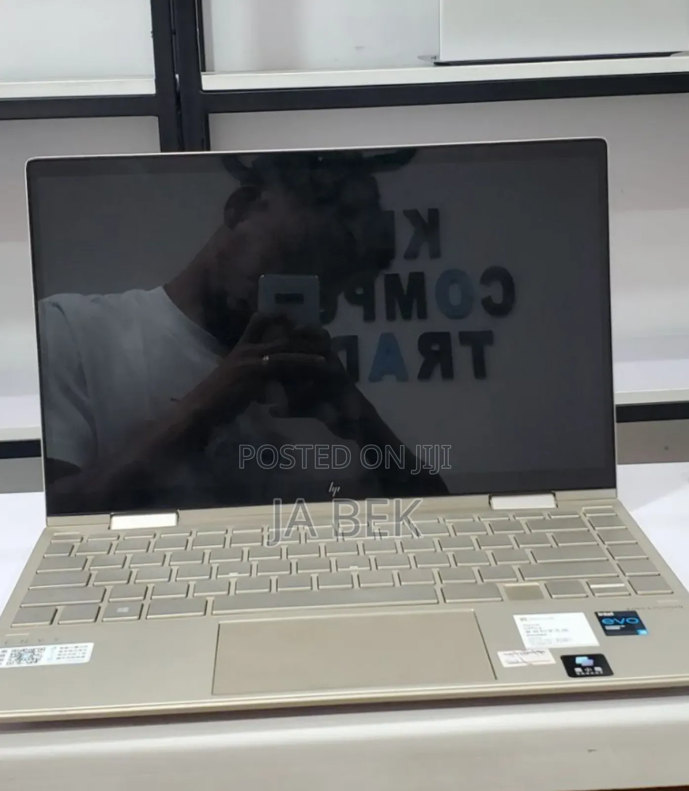 New Laptop HP Envy X360 8GB Intel Core I5 SSD 512GB