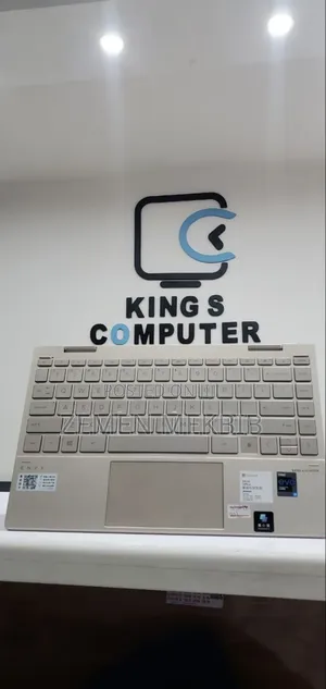 New Laptop HP Envy X360 8GB Intel Core I5 SSD 512GB