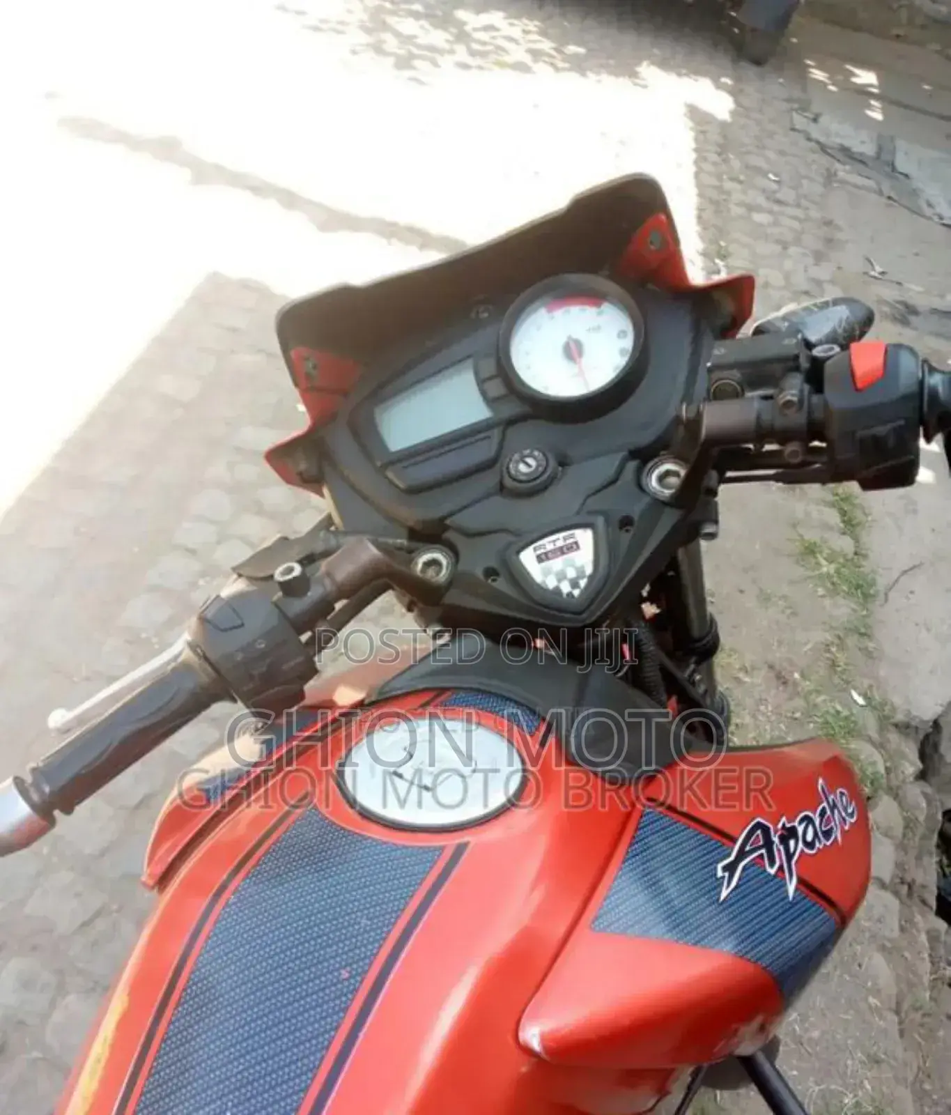 TVS Apache 160 4V 2017 Red