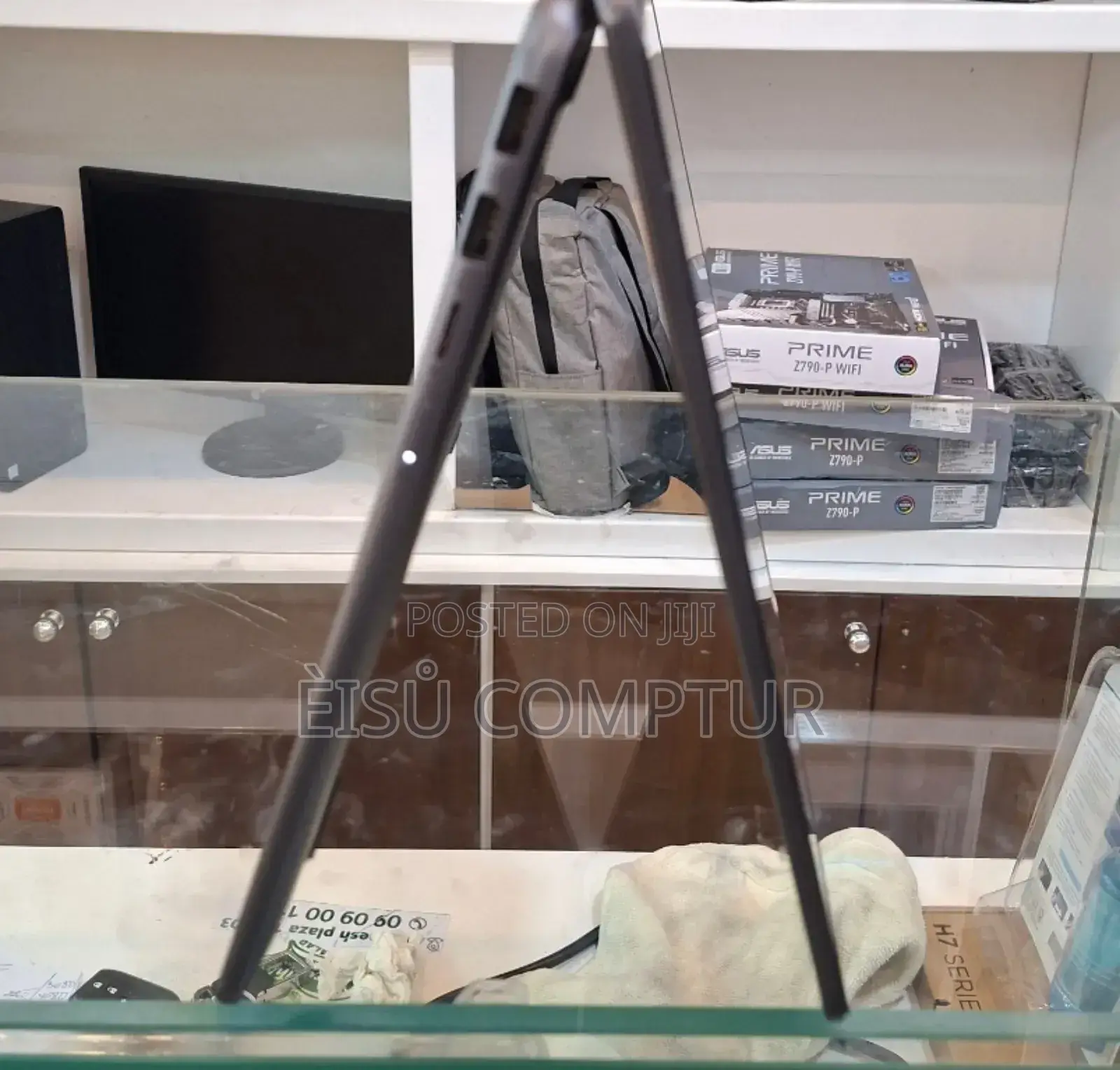 New Laptop Lenovo Yoga 7i 16GB Intel Core Ultra 7 SSD 1T