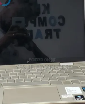 New Laptop HP Envy X360 8GB Intel Core I5 SSD 512GB