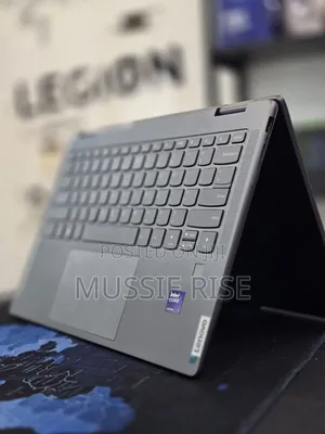 New Laptop Lenovo Yoga 7i 16GB Intel Core Ultra 7 SSD 512GB