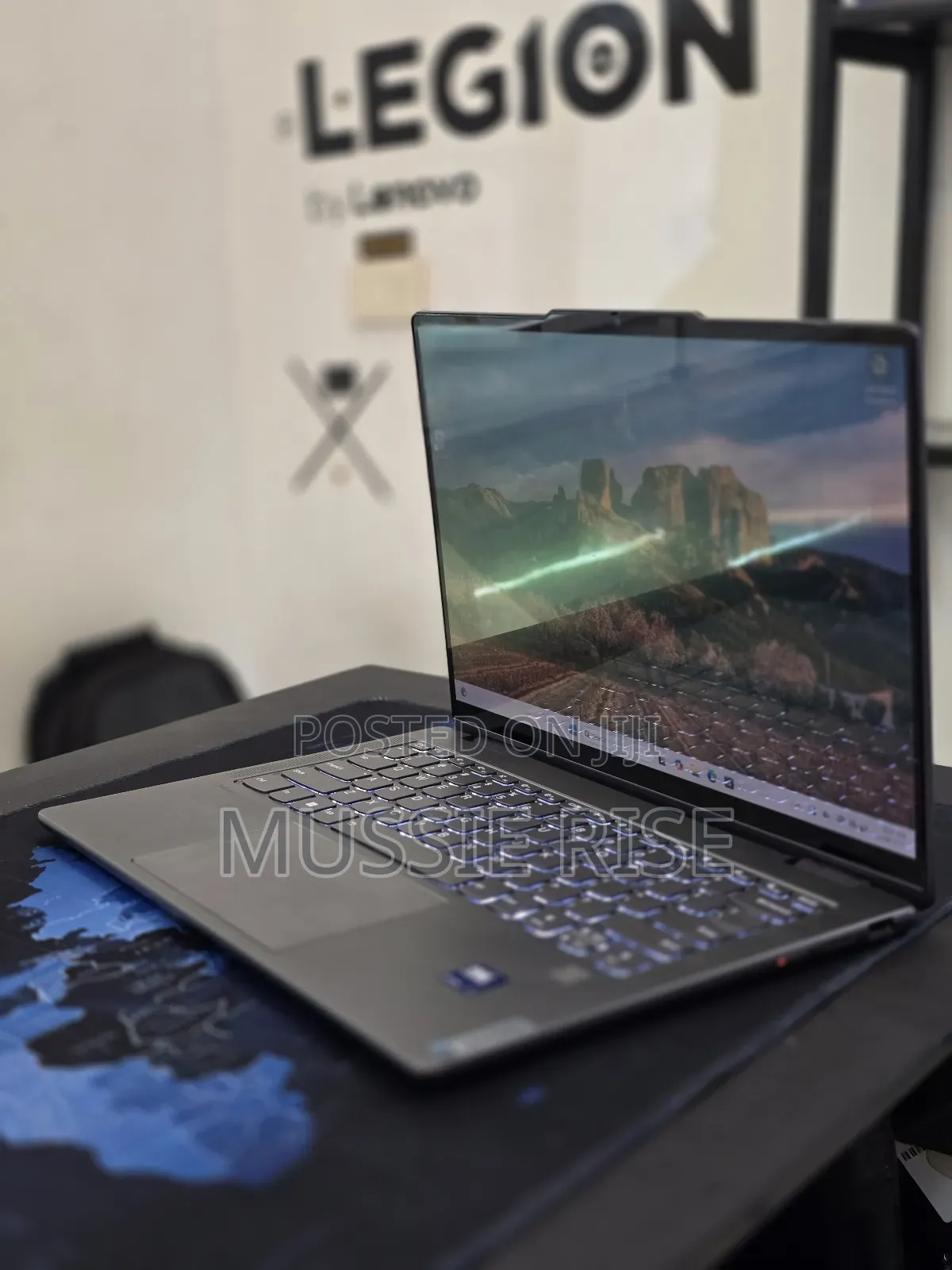 New Laptop Lenovo Yoga 7i 16GB Intel Core Ultra 7 SSD 512GB