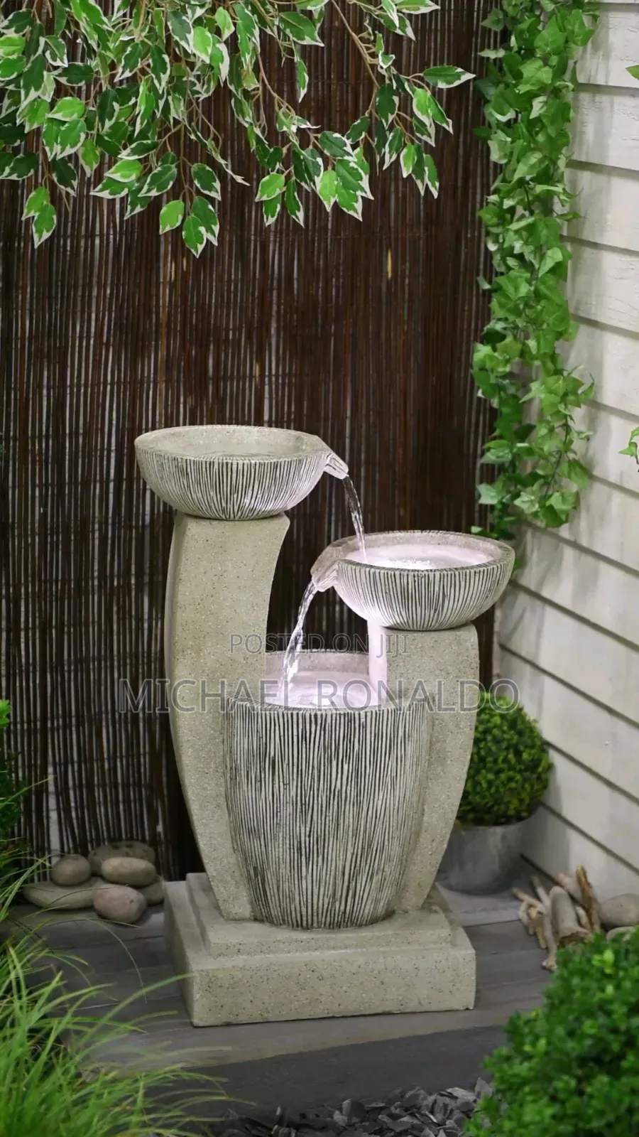 Indoor Fountain የቤት ውስጥ ፋውንቴን