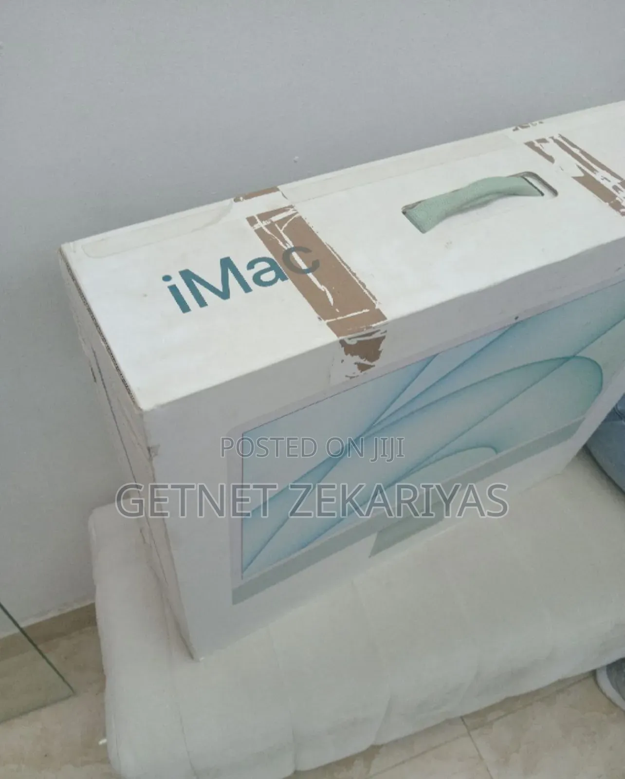 New Desktop Computer Apple iMac 8GB Apple M1 Pro SSD 256GB